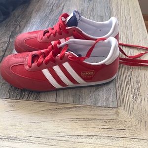 Adidas tennis shoes
